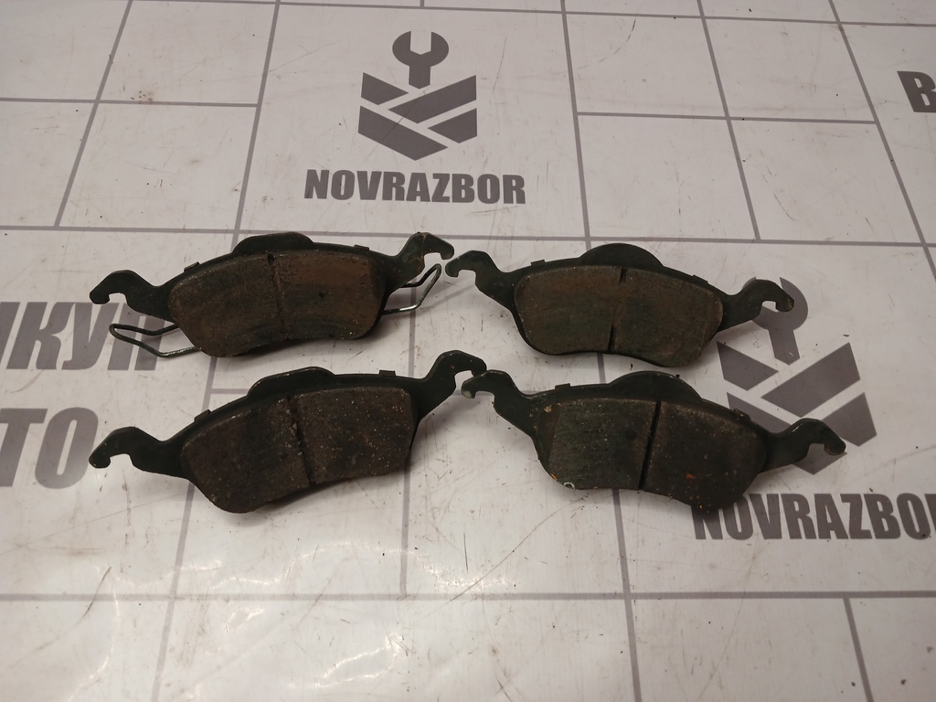 Ford Focus 1 1998-2004 для Колодки тормозные передние к-кт