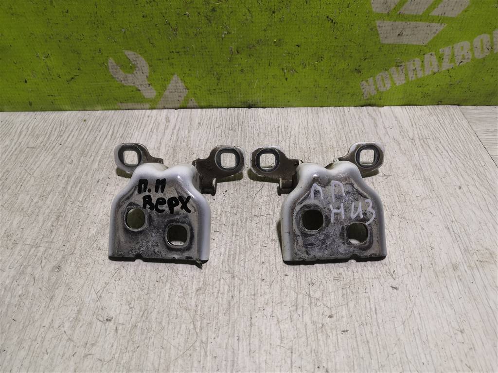 LADA VESTA 15-19 для Петля двери передней