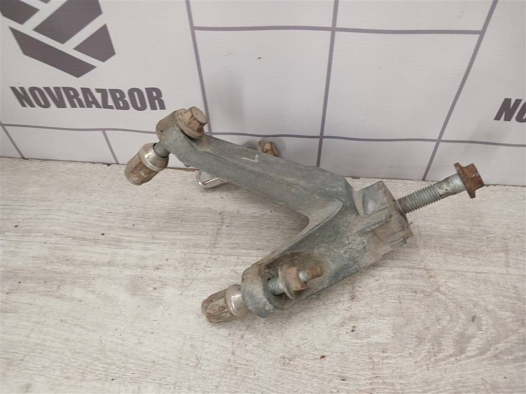 Ford Focus 2 08-11 для Кронштейн КПП