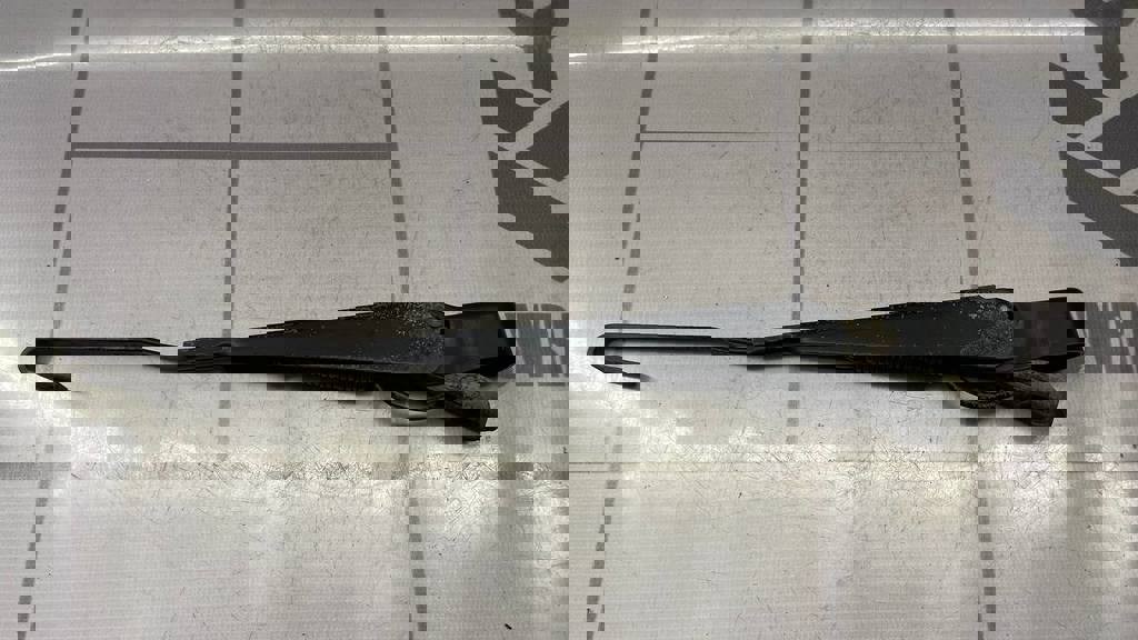 Ford Focus 1 1998-2004 для Поводок стеклоочистителя заднего