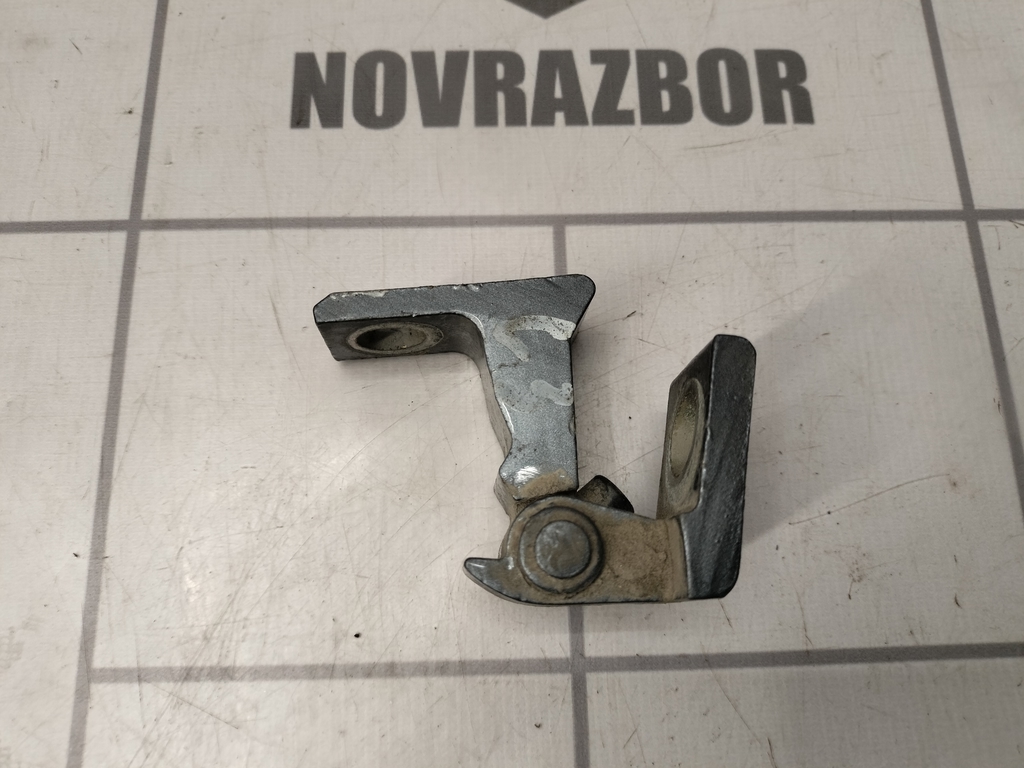 Skoda Yeti 2009-2018 для Петля двери