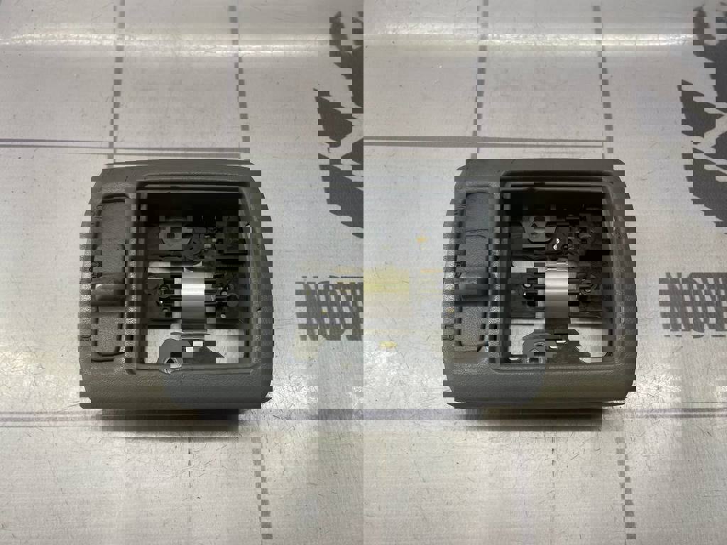 Hyundai Elantra 3  00-05 для Плафон салонный