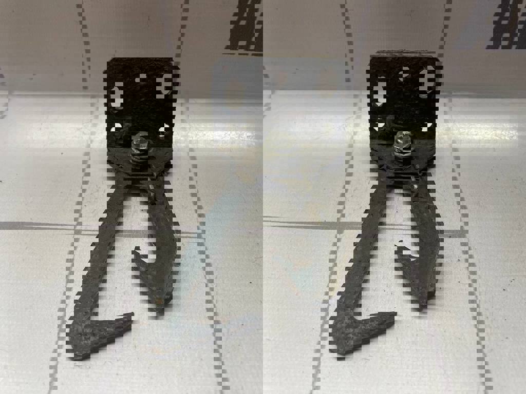 Audi 80  90  B3  86-91 для Замок капота