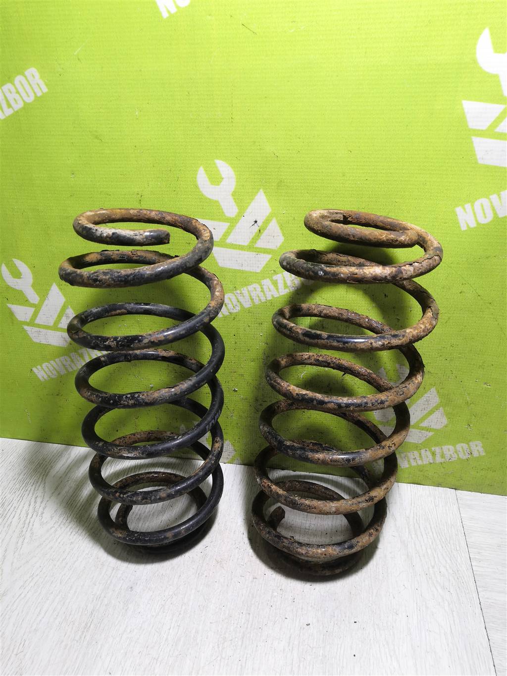 Audi 80  90  B3  86-91 для Пружина передняя