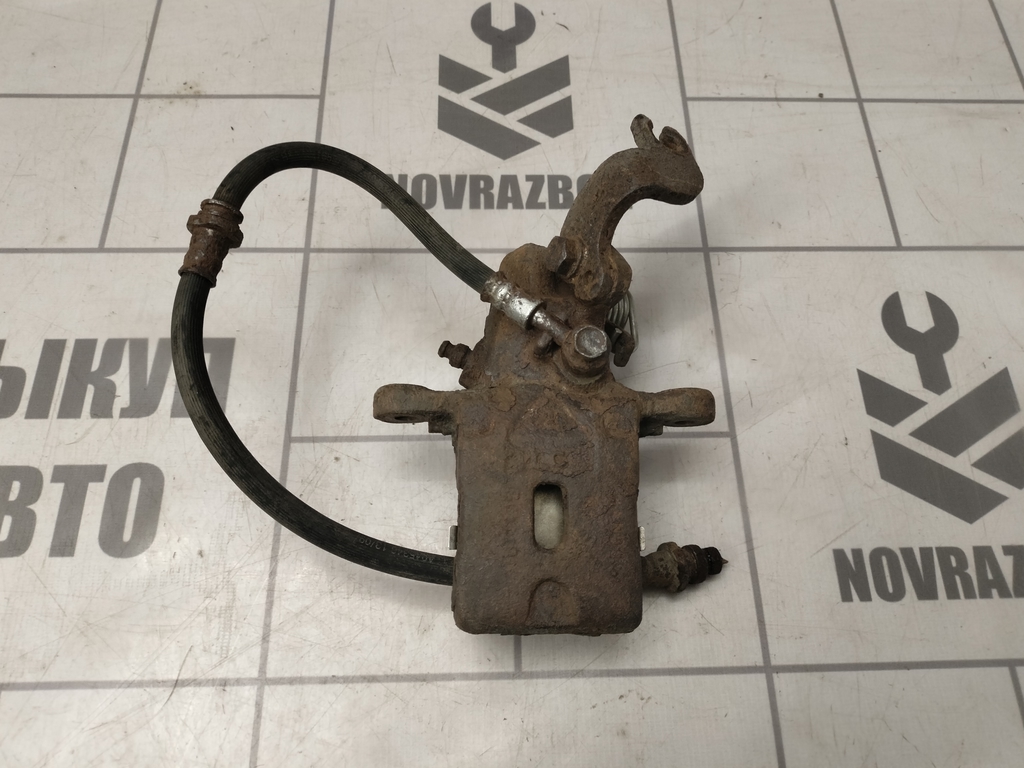 Hyundai Elantra 3  00-05 для Суппорт задний правый