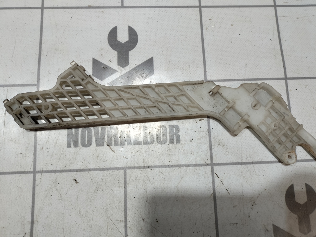 Hyundai Elantra 3  00-05 для Кронштейн (сопут. товар)