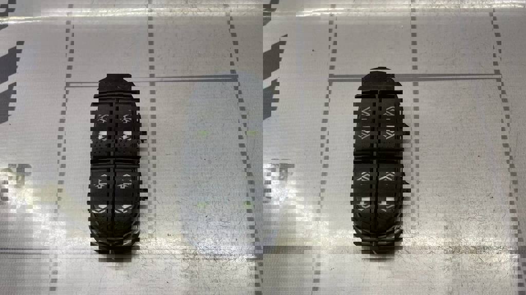 Ford Focus 1 1998-2004 для Блок управления стеклоподъемниками