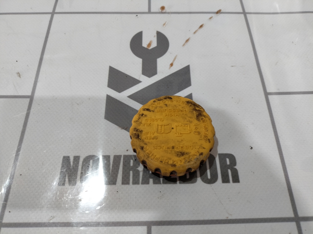 Opel Corsa C 2000-2006 для Крышка расширительного бачка