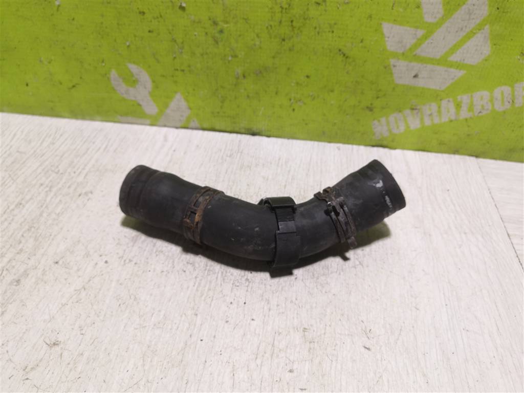 VW Golf 4 Bora 97-05 для Патрубок радиатора