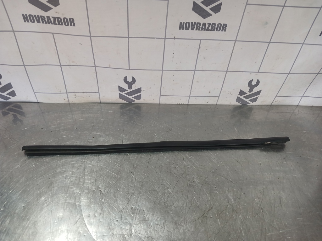 Ford Focus 2 05-08 для Молдинг задней левой двери