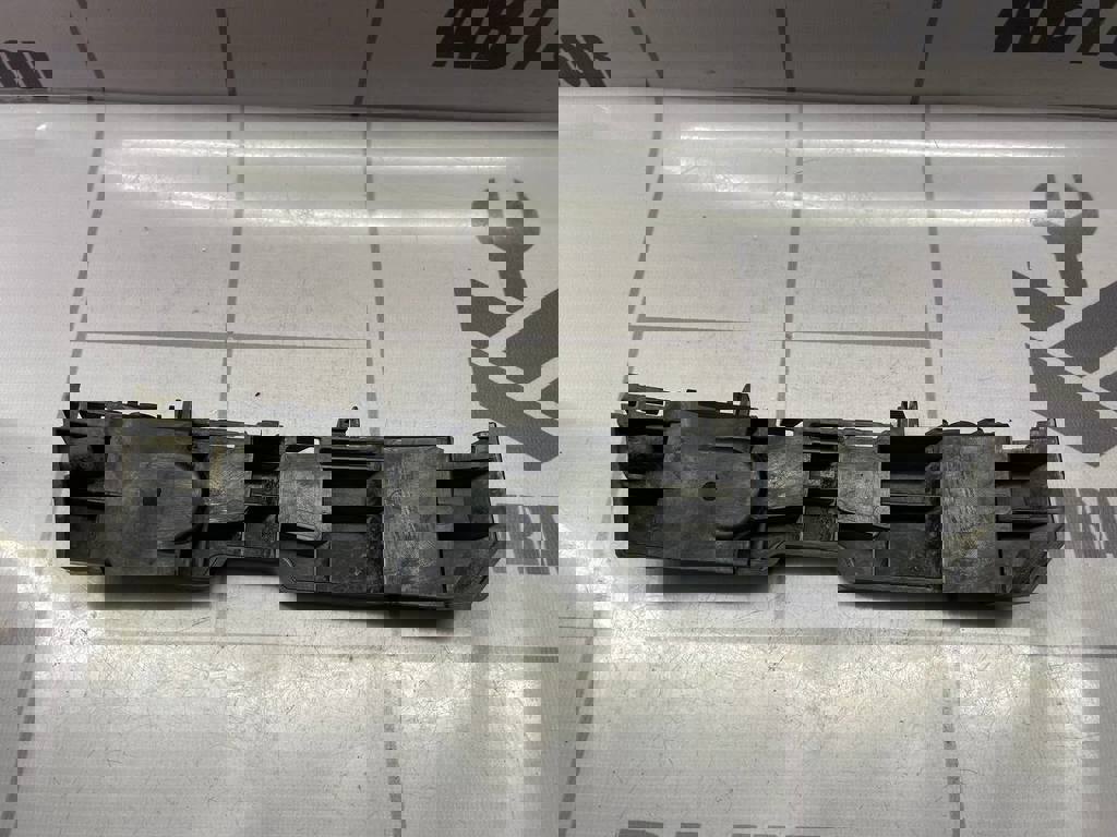 Renault Logan 2 14-18 для Кронштейн переднего бампера левый