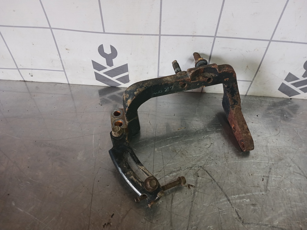 Kia RIO 1 2000-2004 для Кронштейн двигателя правый