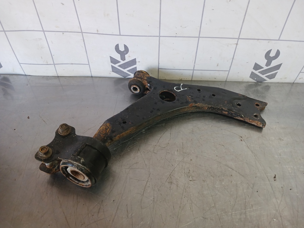 Ford Focus 2 05-08 для Рычаг передний правый