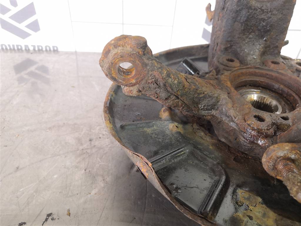 Skoda Octavia A5 1Z 04-13 для Кулак поворотный передний левый Skoda Octavia A5 1Z 04-13 для Кулак поворотный передний левый