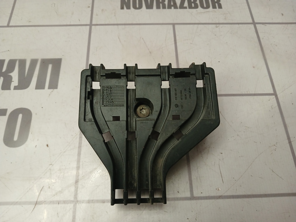 Skoda Yeti 2009-2018 для Кронштейн (сопут. товар)