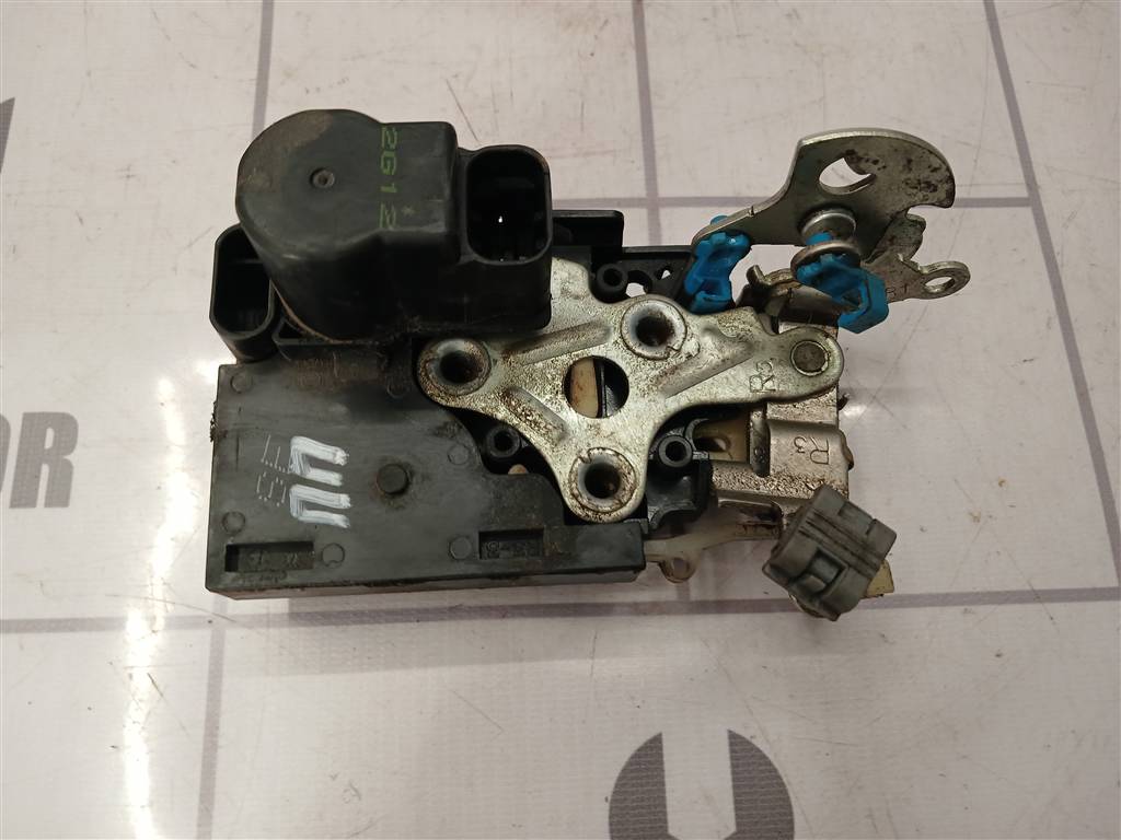 Chevrolet Lacetti 04-13 для Замок двери передней правой