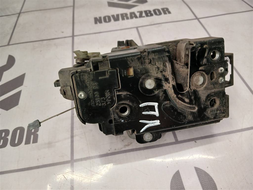 Skoda Octavia A4 1U 2000-2011 для Замок двери передней левой