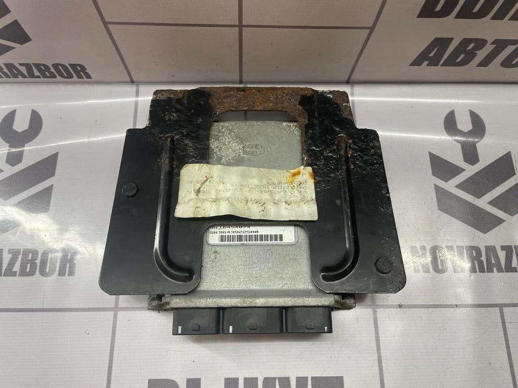 Peugeot 307 2001-2008 для Блок управления двигателем