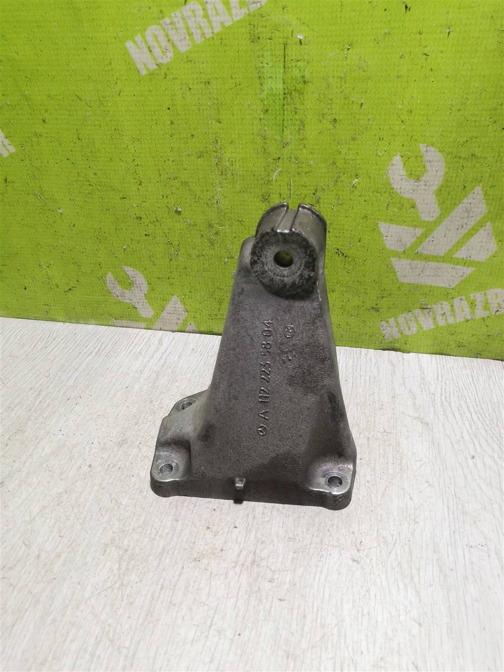 Mercedes Benz Vito/Viano-(639) 03-14 для Кронштейн опоры двигателя