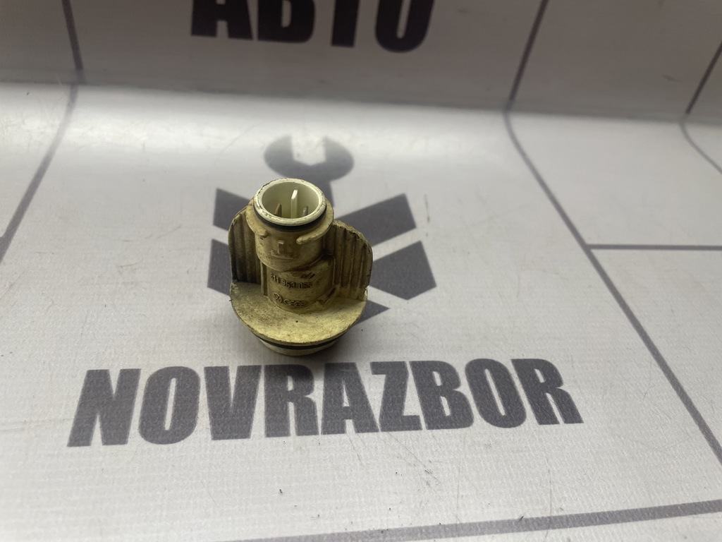 Audi 80  90  B3  86-91 для Патрон указателя поворота