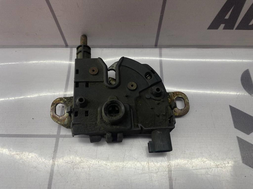 Ford Focus 1 1998-2004 для Замок капота