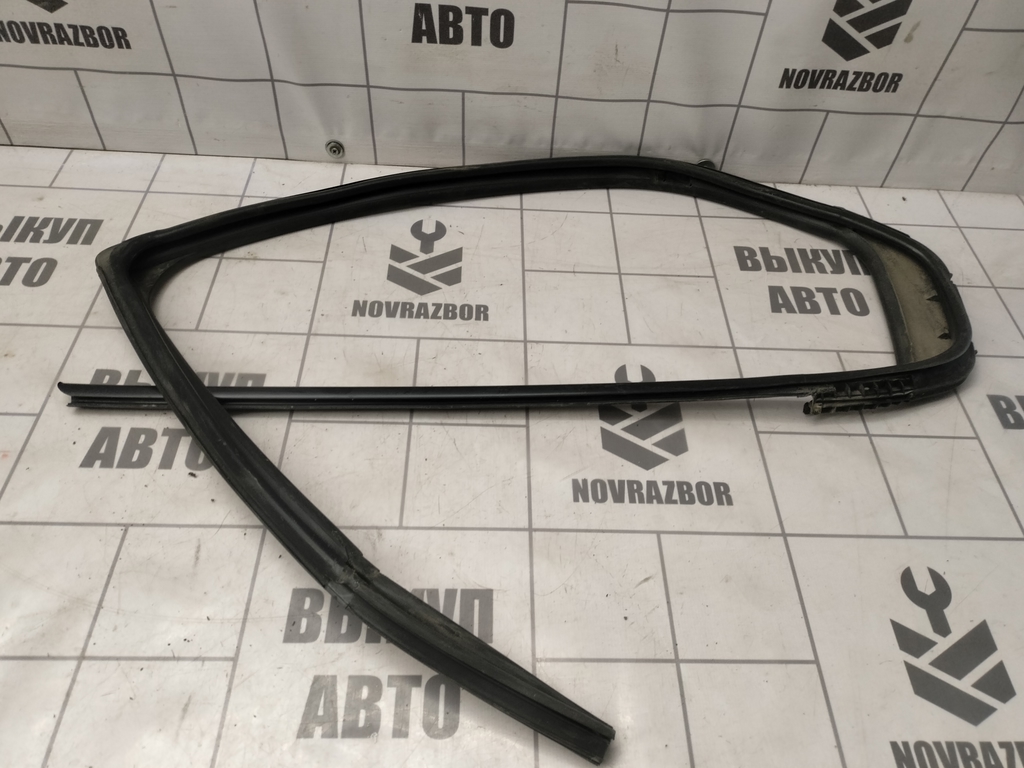 Renault Logan 2 14-18 для Уплотнитель стекла двери