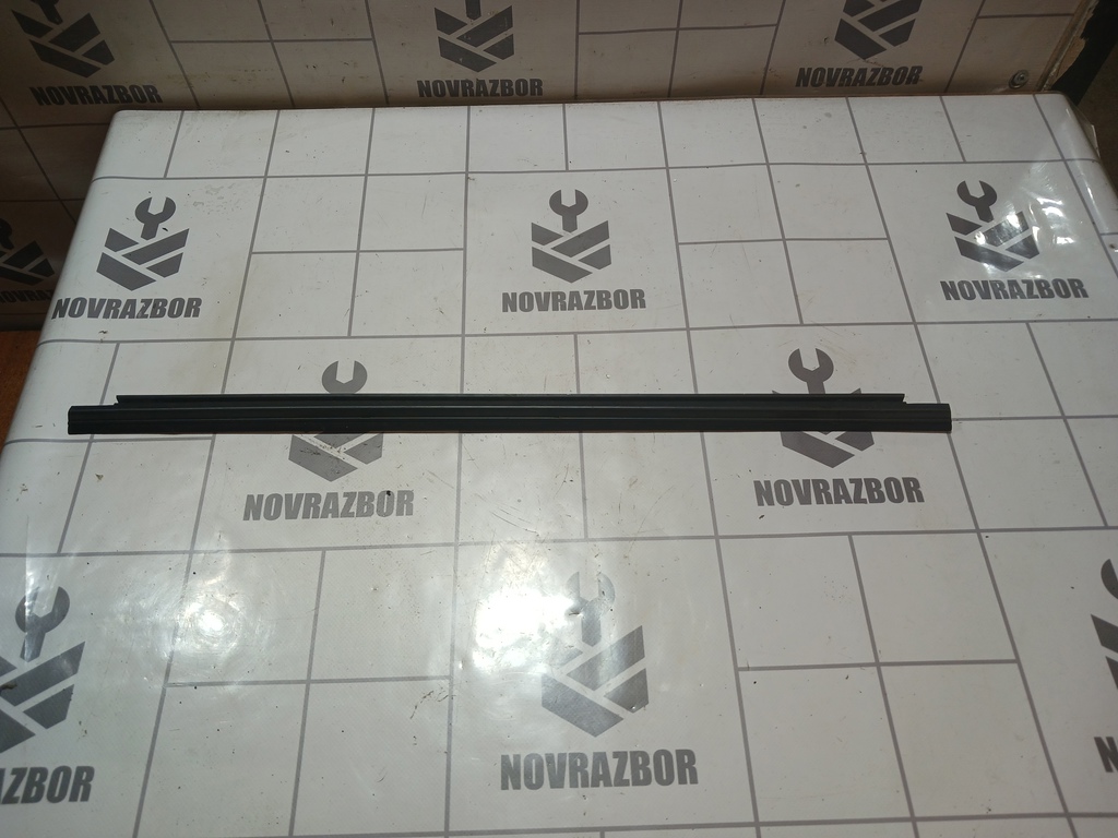 Volvo 440 1992-1994 для Молдинг стекла