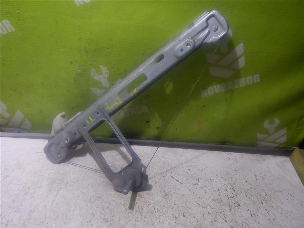 Ford Focus 1 1998-2004 для Стеклоподъемник механ. задний левый