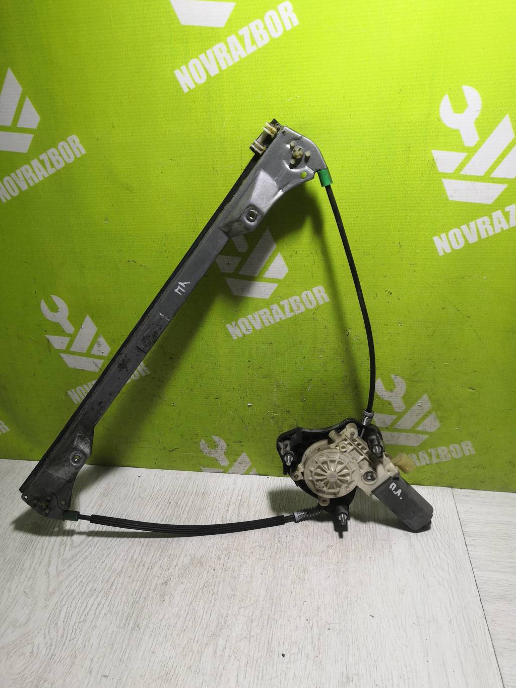 Renault Clio 2 Symbol 1998-2008 для Стеклоподъемник электр. передний левый