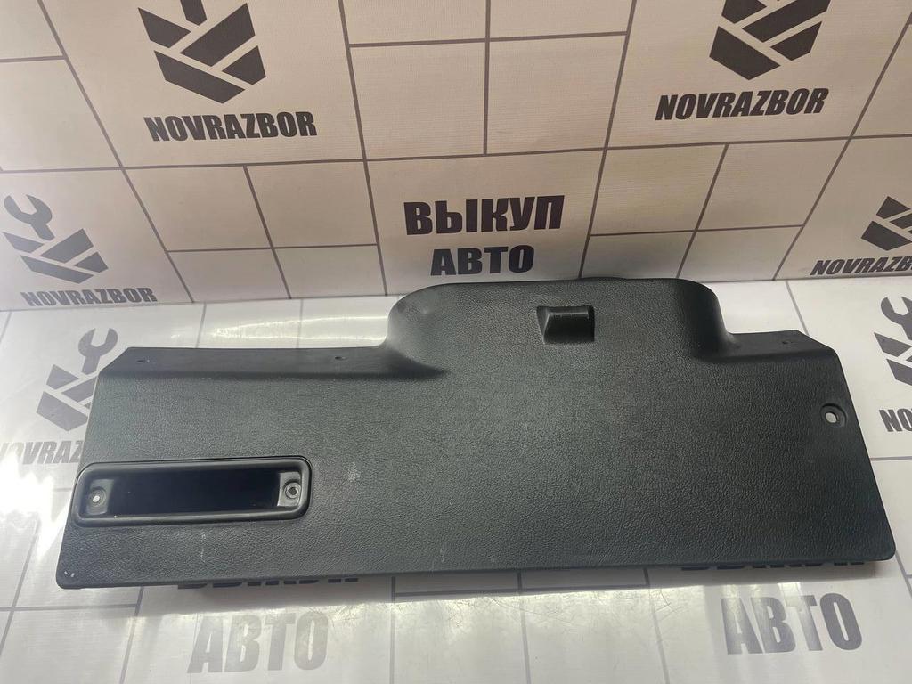 Chevrolet Aveo T200 03-08 для Обшивка двери багажника