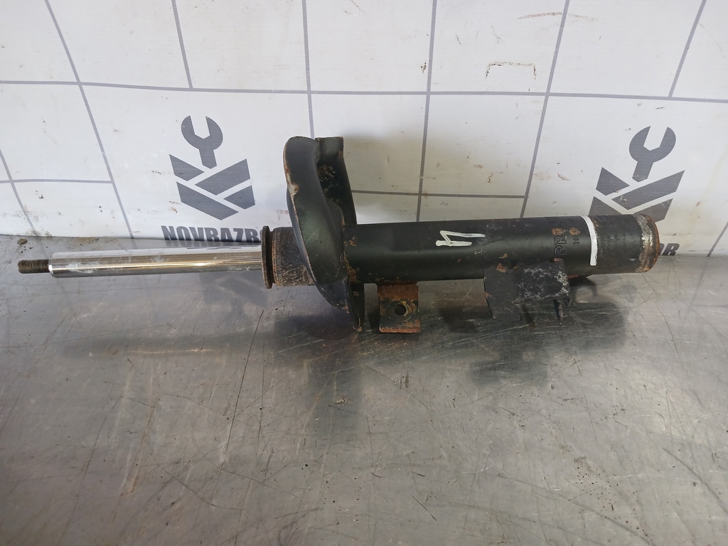 Mazda Mazda 3  BK  02-09 для Амортизатор передний правый