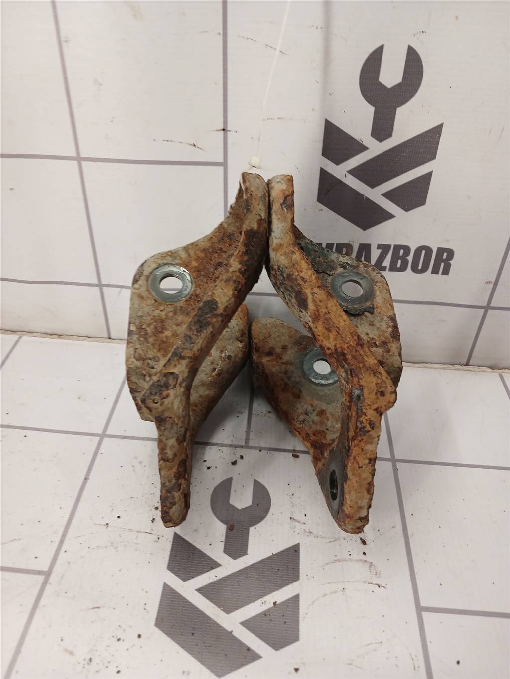 Opel Zafira A 99-05 для Кронштейн задней балки