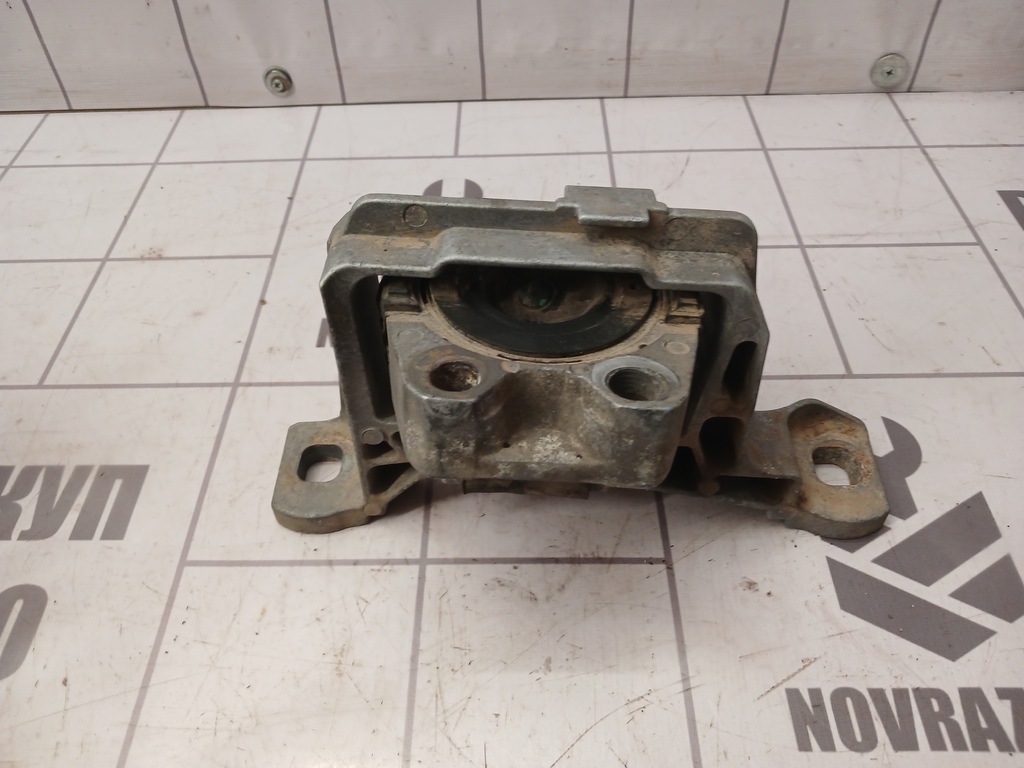 Ford Focus 2 05-08 для Опора двигателя правая