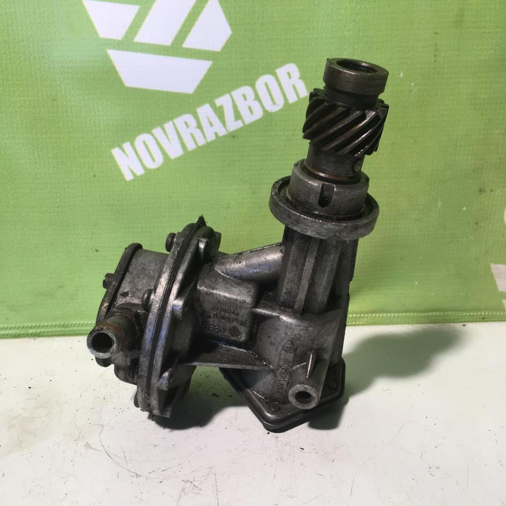 Audi  80 B2 80-86 для Насос вакуумный