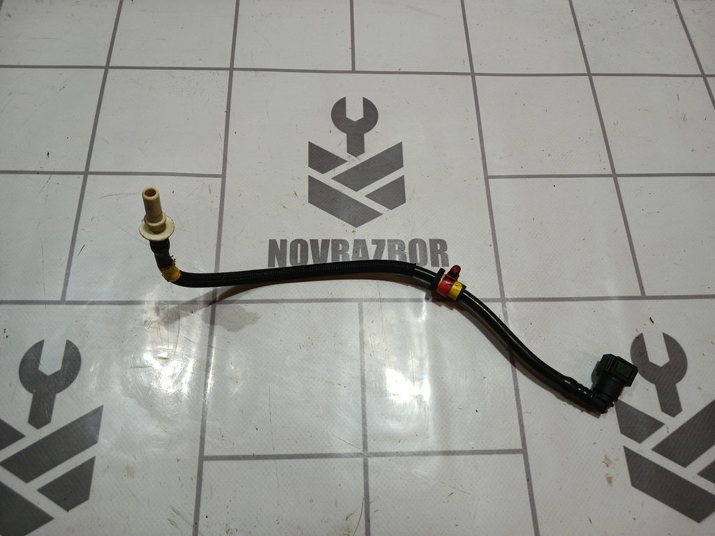 LADA VESTA 15-19 для Трубка топливная