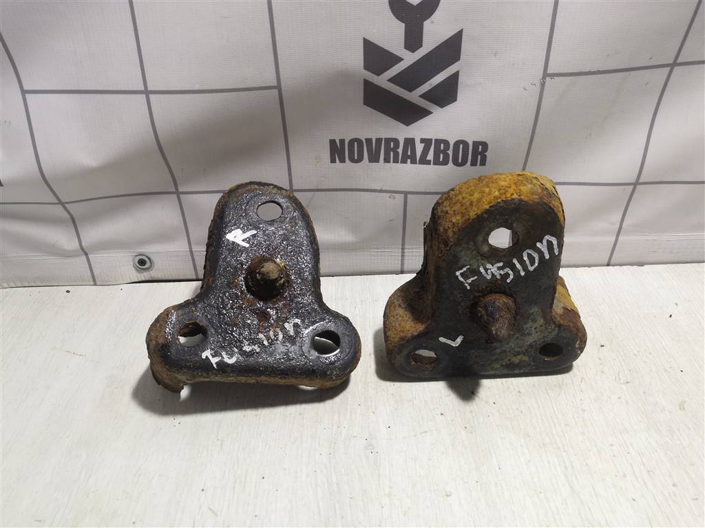 Ford Fusion 2002-2012 для Кронштейн задней балки