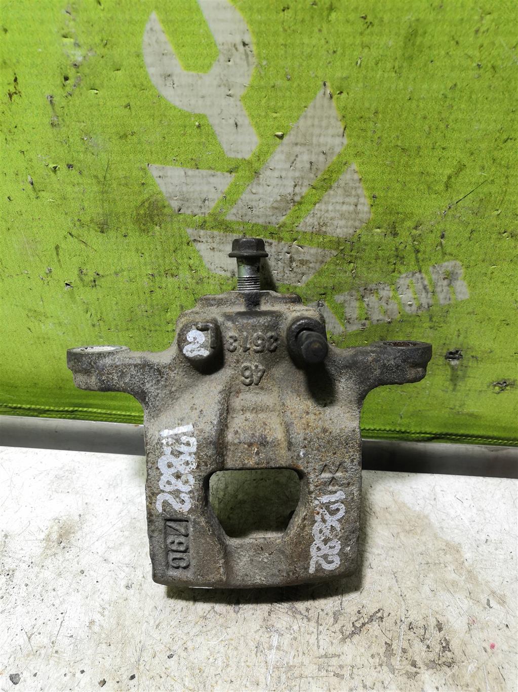 Nissan Teana J31 03-08 для Суппорт задний левый