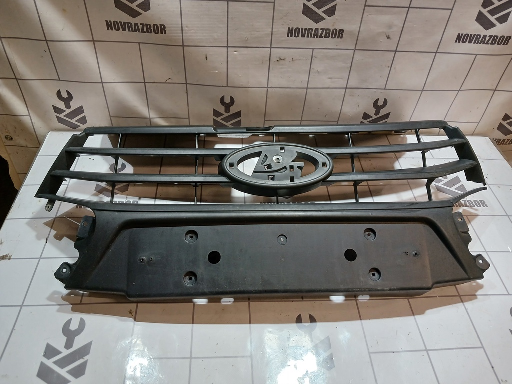 LADA VESTA 15-19 для Решетка радиатора