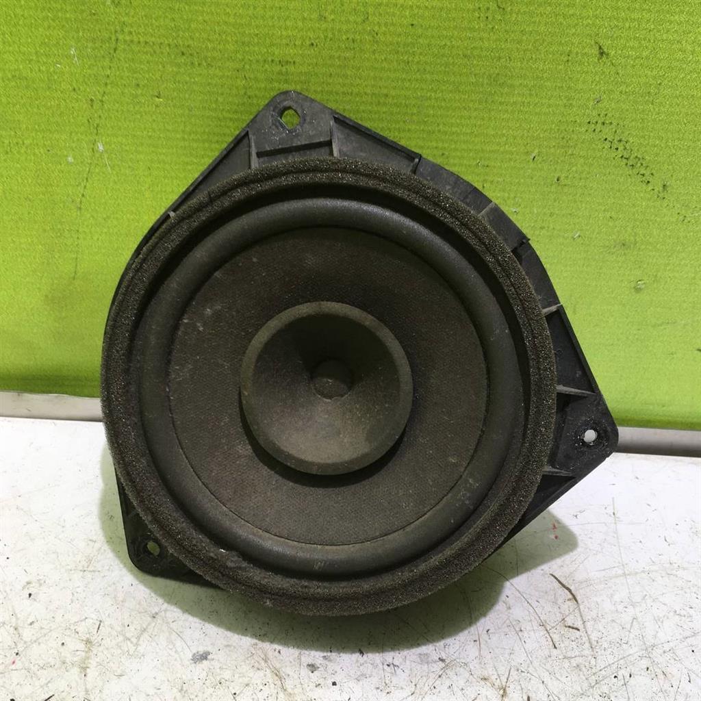 Toyota Corolla E12 2001-2006 для Динамик