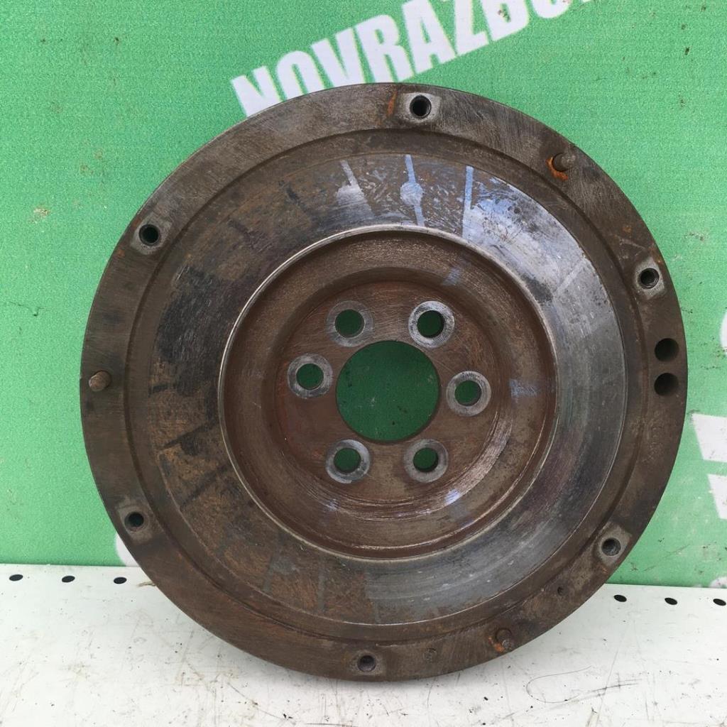 VW Golf 3 Vento 91-97 для Маховик