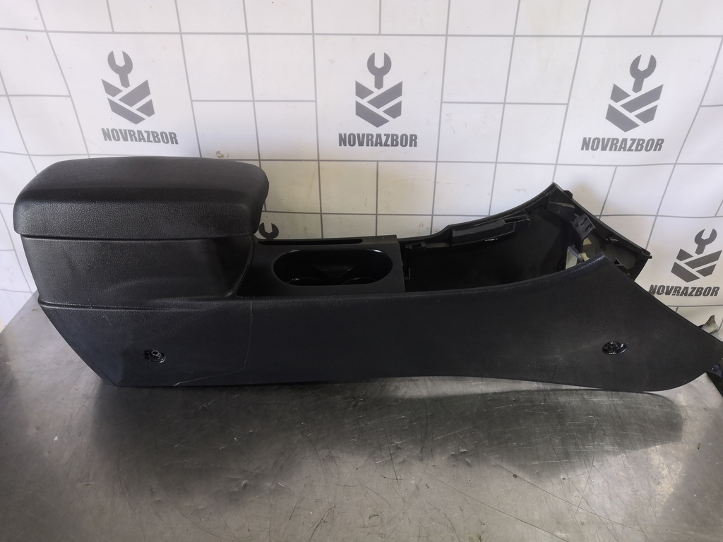 Faw Besturn B50 2009-2016 для Подлокотник