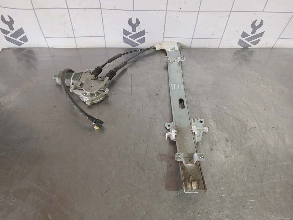 Kia RIO 1 2000-2004 для Стеклоподъемник электр. передний правый