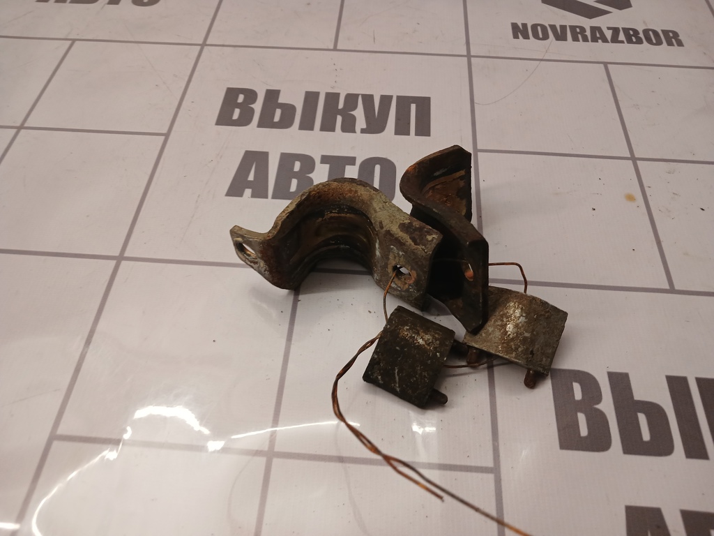 Ford Focus 1 1998-2004 для Кронштейн крепления переднего стабилизатора