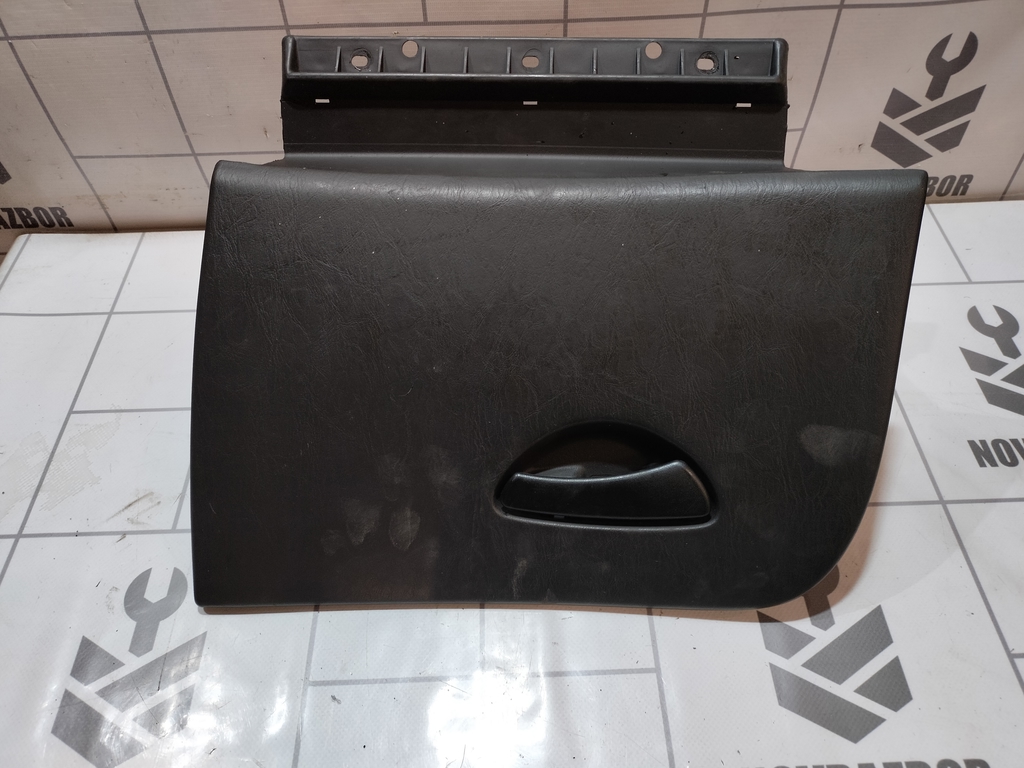 Ford Focus 1 1998-2004 для Бардачок