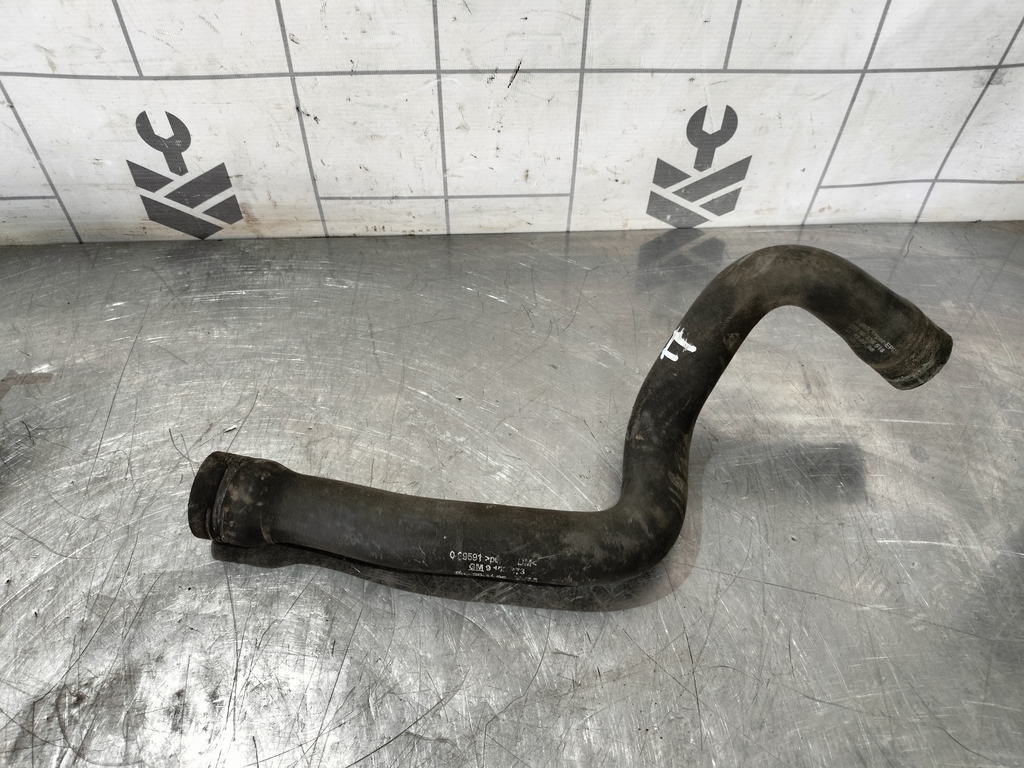 Opel Vectra B 1999-2002 для Патрубок радиатора