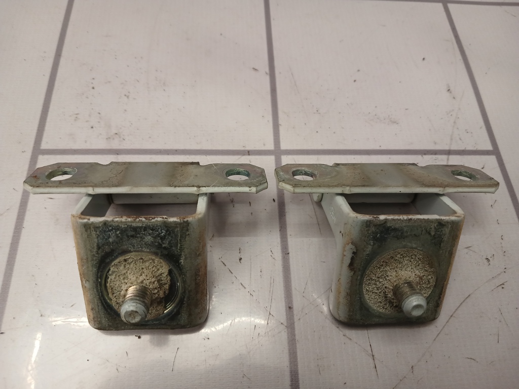 Renault Megane 3 09-16 для Петля двери багажника