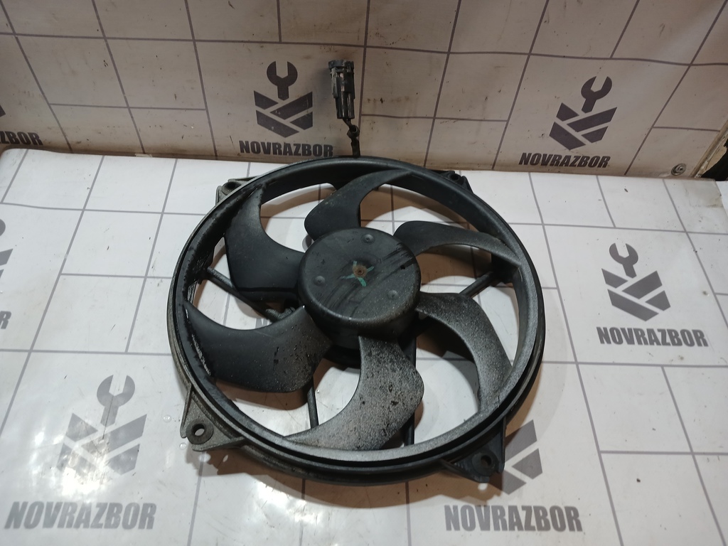 Peugeot 307 2001-2008 для Вентилятор радиатора