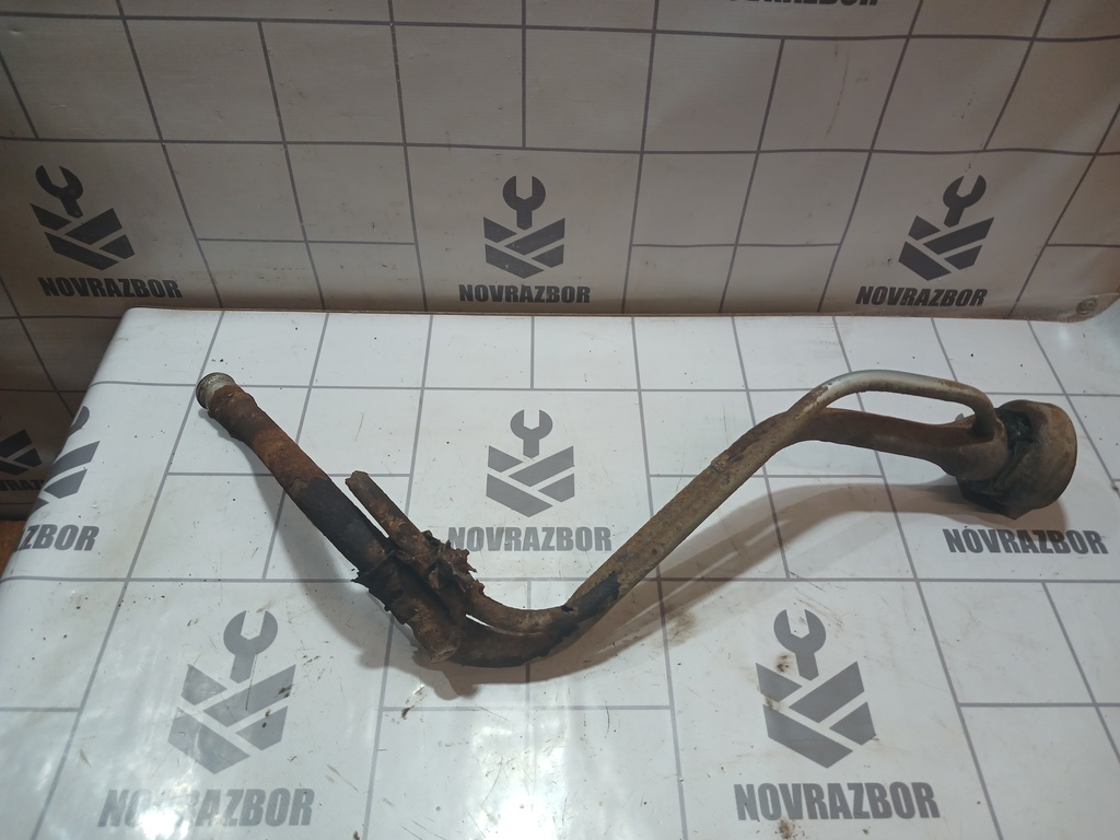 Ford Focus 1 1998-2004 для Горловина топливного бака