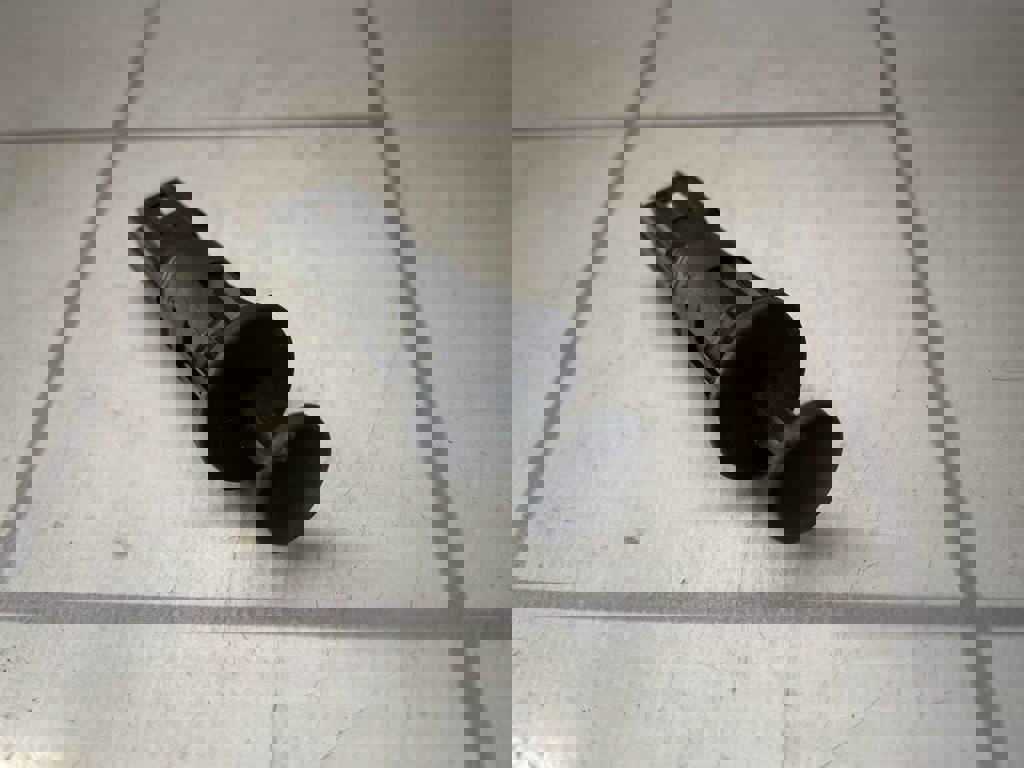 Renault Logan 2 14-18 для Выключатель концевой