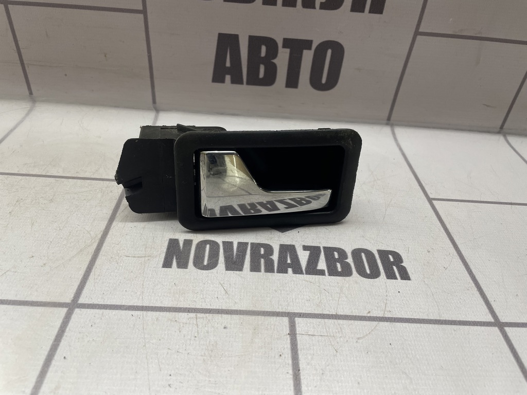 Audi 80  90  B3  86-91 для Ручка двери внутренняя левая